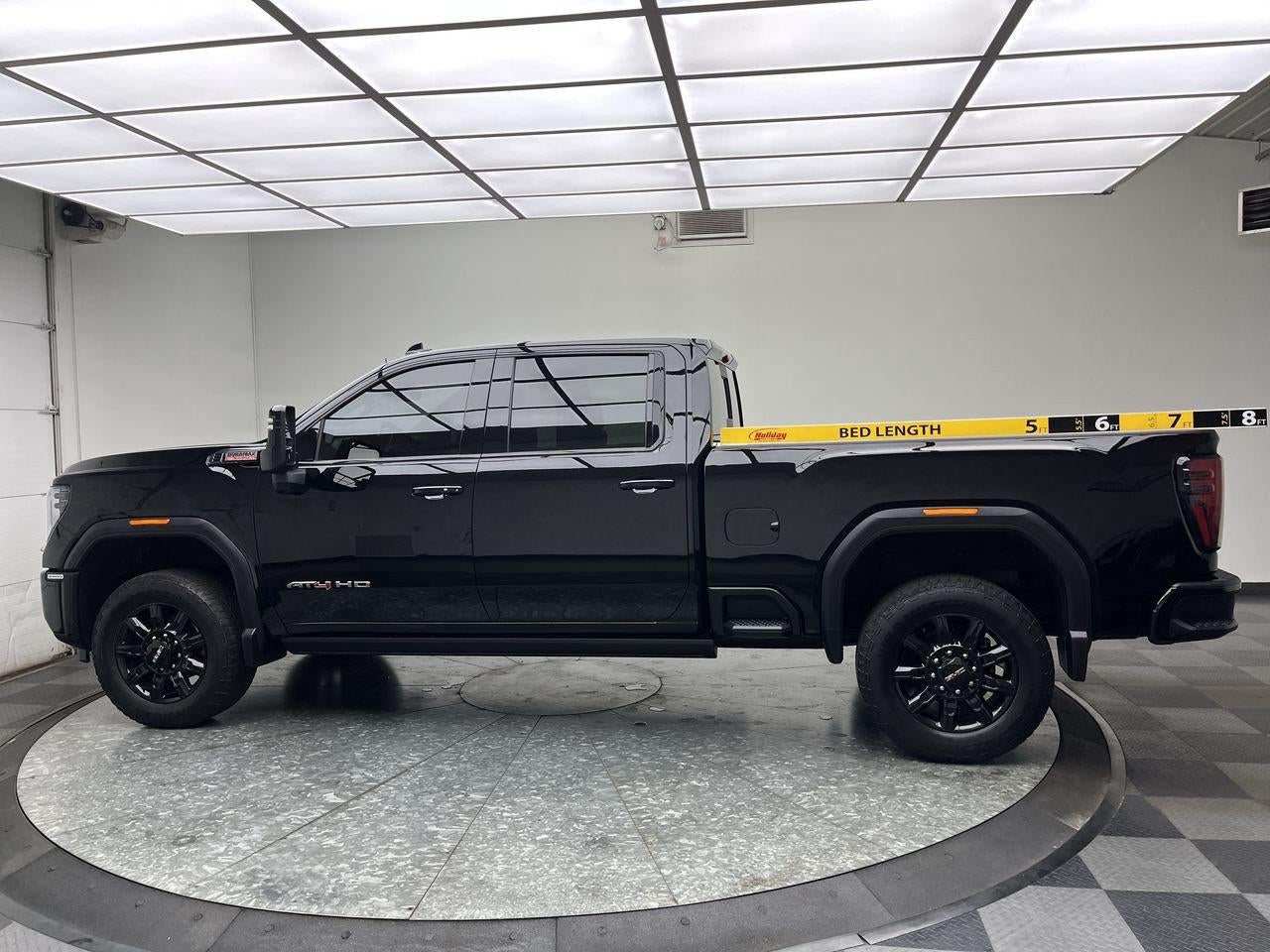 2025 GMC Sierra 2500Hd AT4