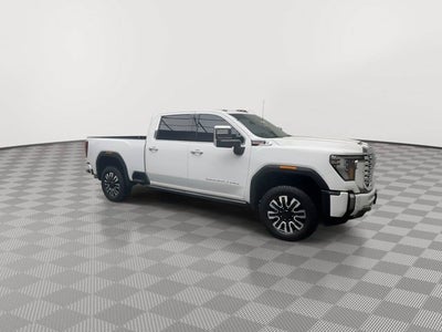 2025 GMC Sierra 2500 HD Denali