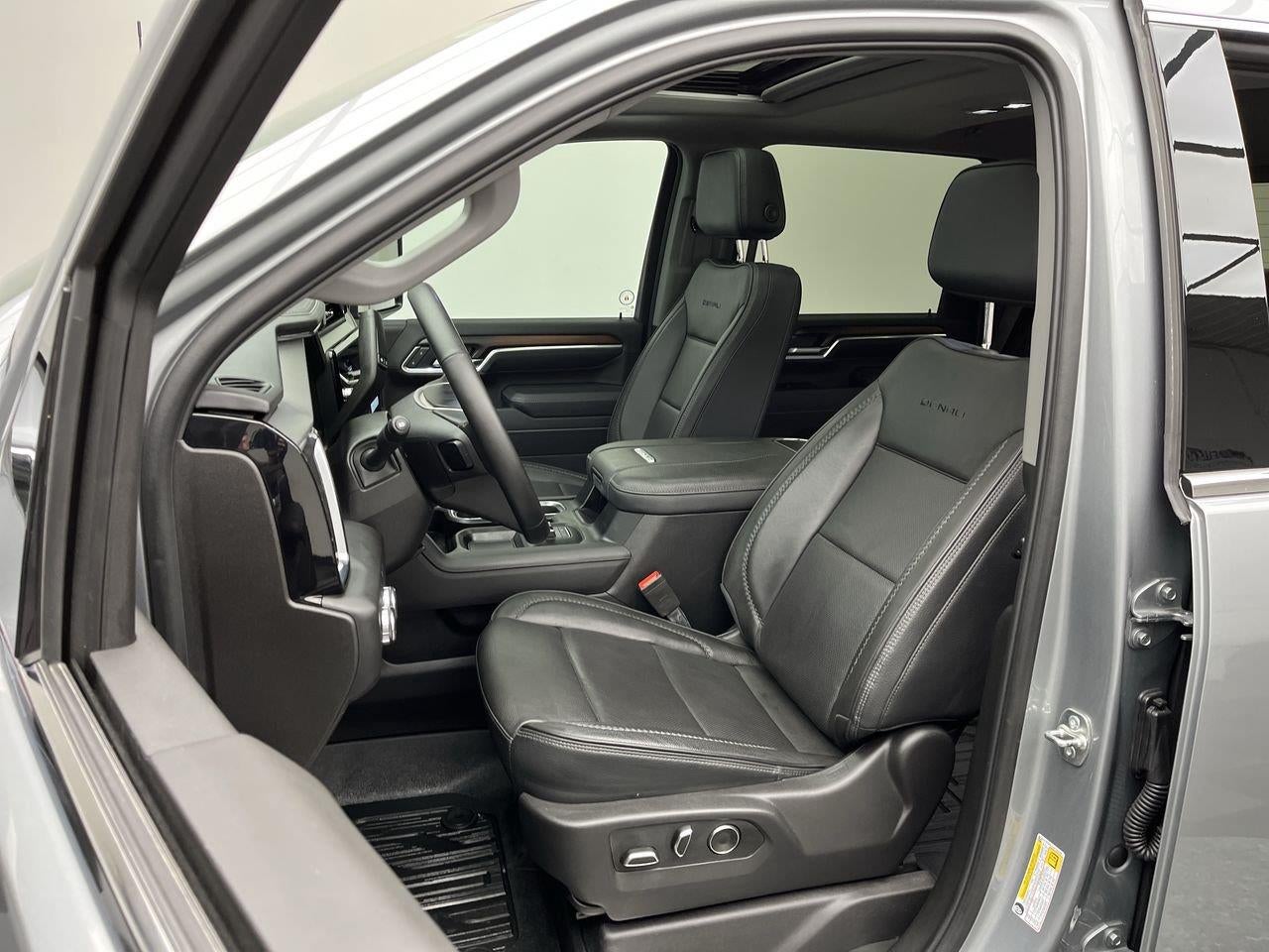 2025 GMC Sierra 2500HD Denali