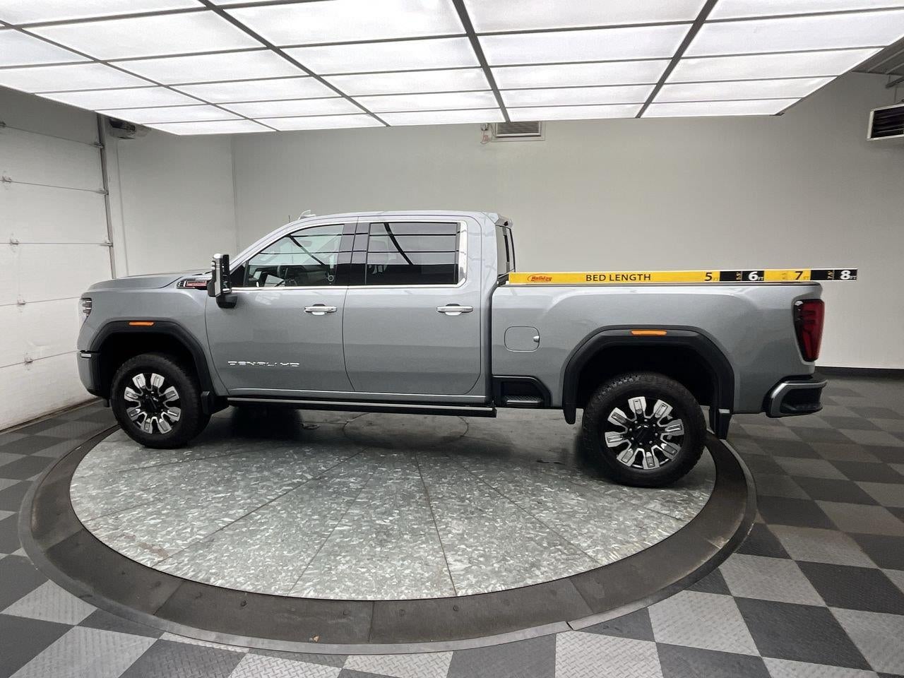 2025 GMC Sierra 2500HD Denali