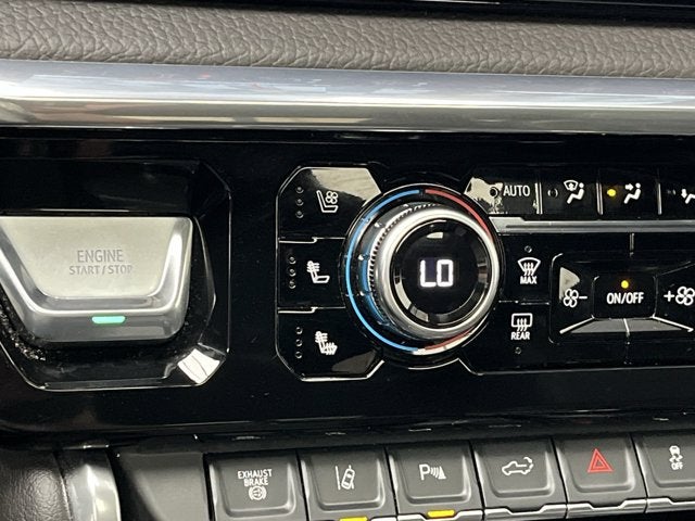 2025 GMC Sierra 2500HD Denali