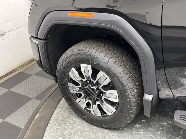 2025 GMC Sierra 2500HD Denali