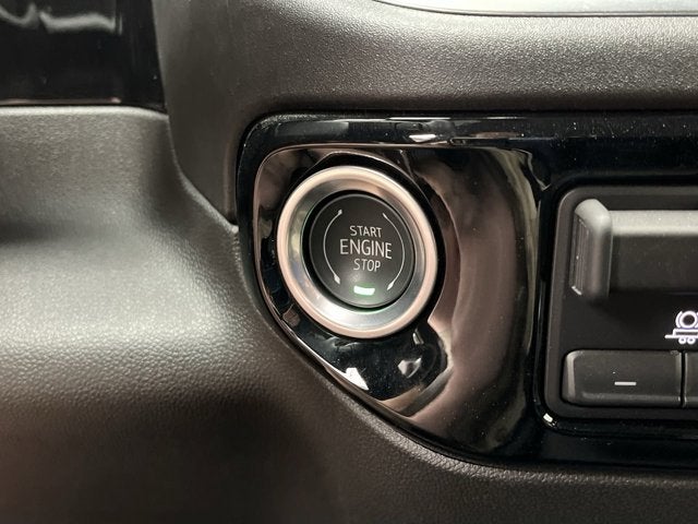 2025 GMC Sierra 1500 SLE