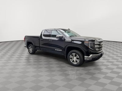 2025 GMC Sierra 1500 SLE