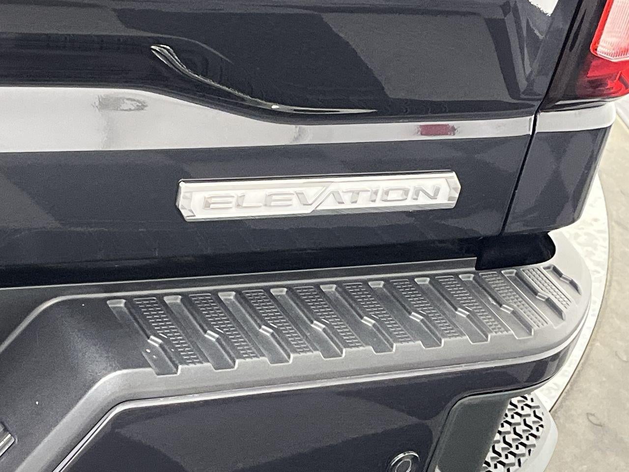 2024 GMC Sierra 1500 4WD CREW CAB 147 ELEVATI