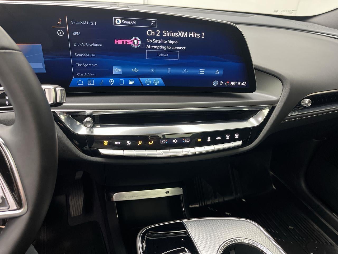 2024 Cadillac LYRIQ Tech