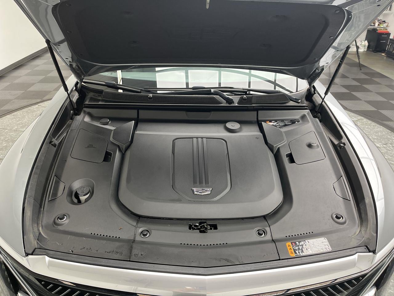 2024 Cadillac LYRIQ Tech