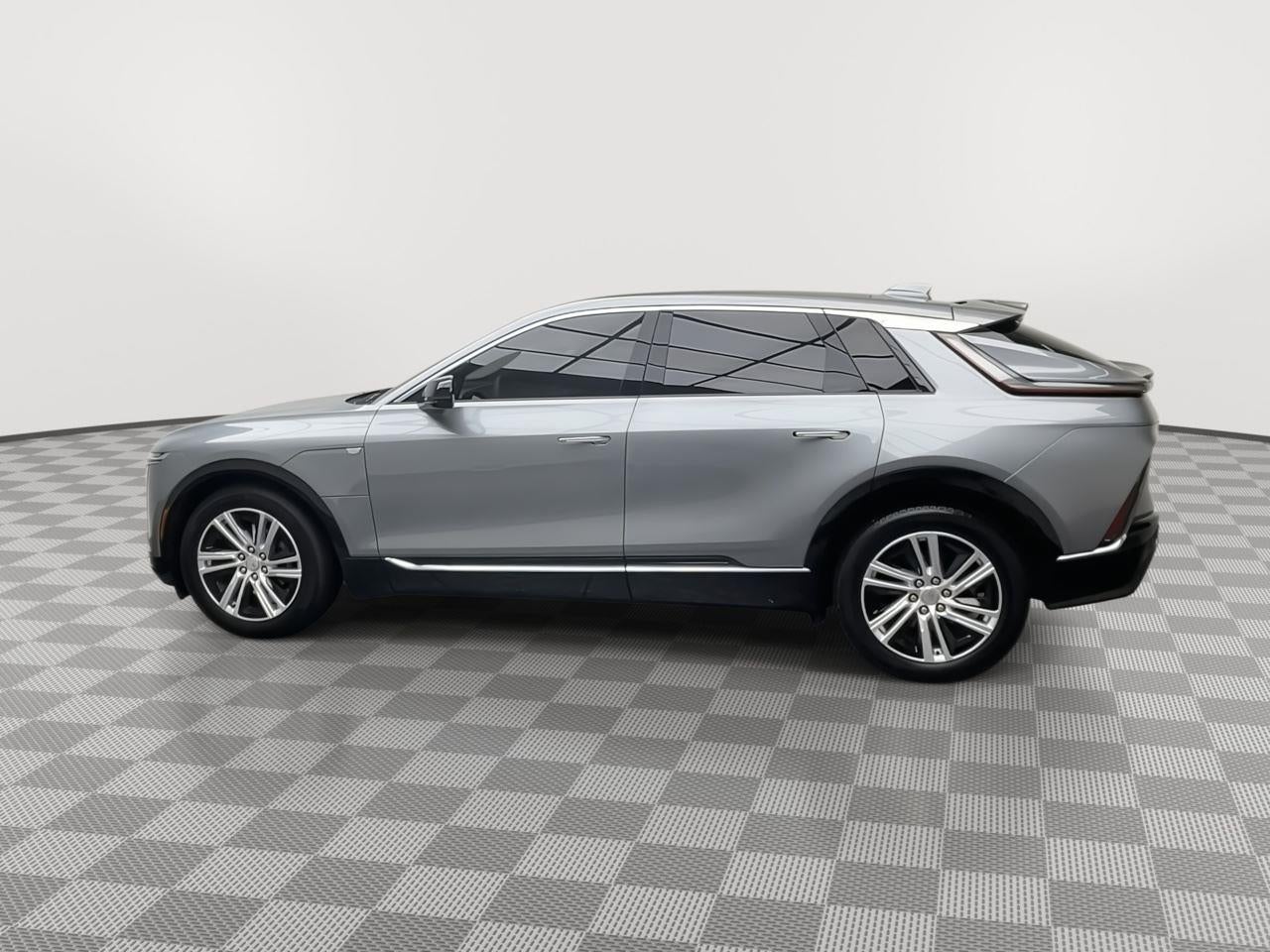 2024 Cadillac LYRIQ Tech