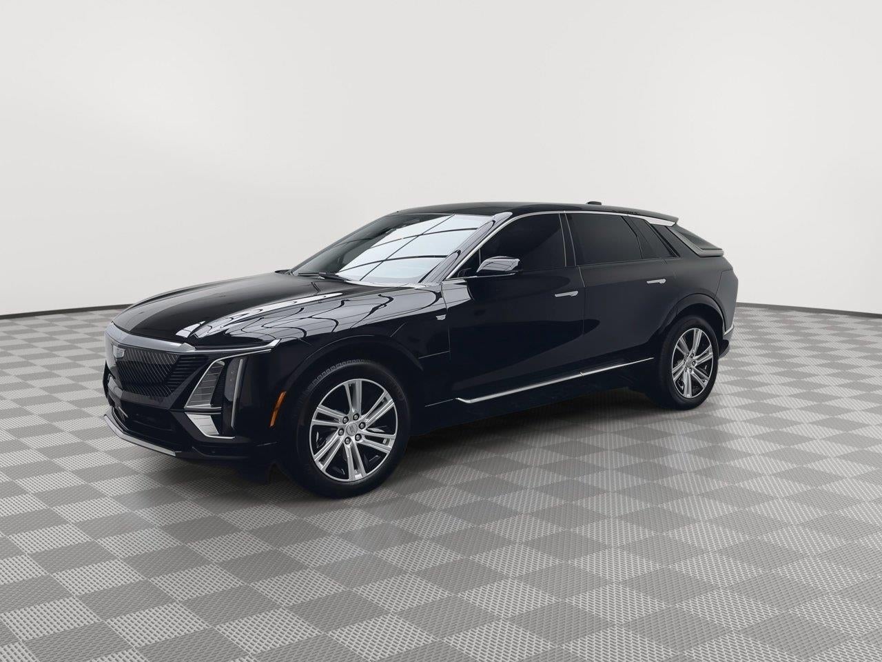 2024 Cadillac Lyriq Tech