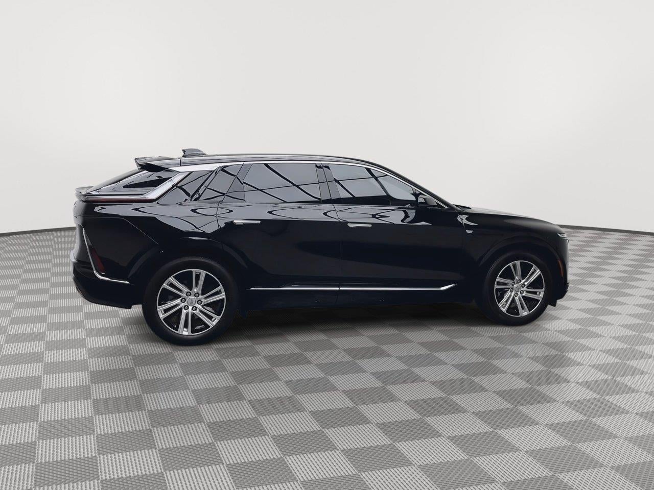 2024 Cadillac Lyriq Tech