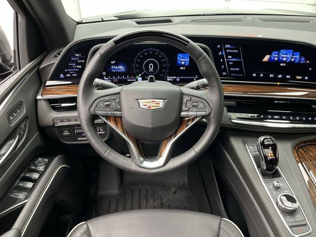 2022 Cadillac Escalade Premium Luxury