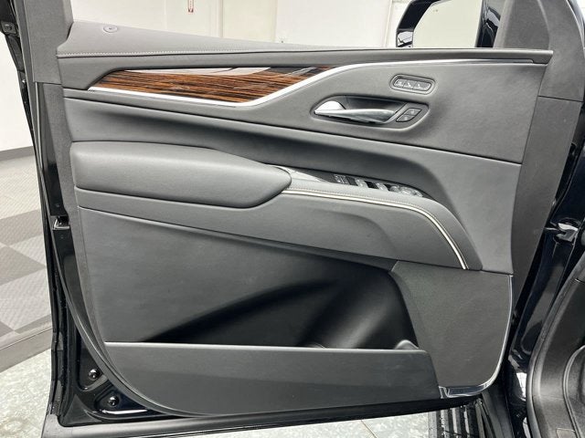 2022 Cadillac Escalade Premium Luxury