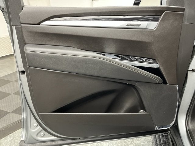 2025 Cadillac Escalade ESV 4WD Sport