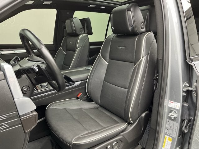 2025 Cadillac Escalade ESV 4WD Sport