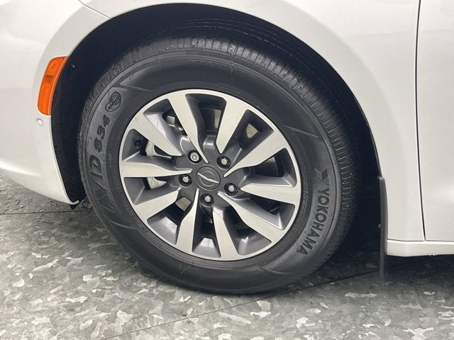 2022 Chrysler Pacifica Hybrid Limited