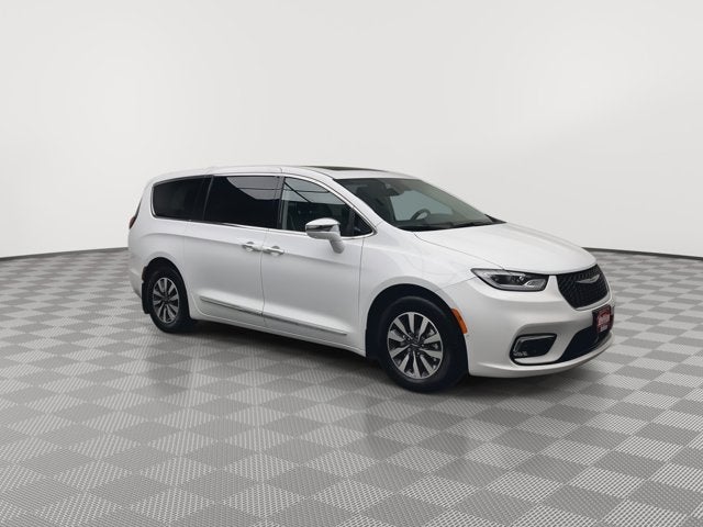 2022 Chrysler Pacifica Hybrid Limited