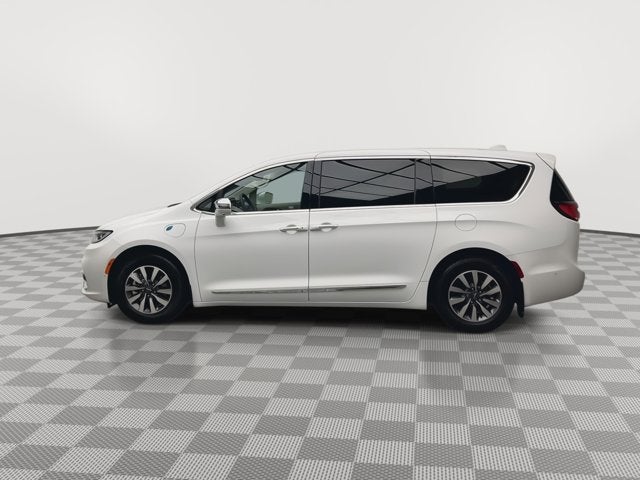 2022 Chrysler Pacifica Hybrid Limited