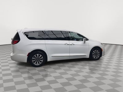 2022 Chrysler Pacifica Hybrid Limited