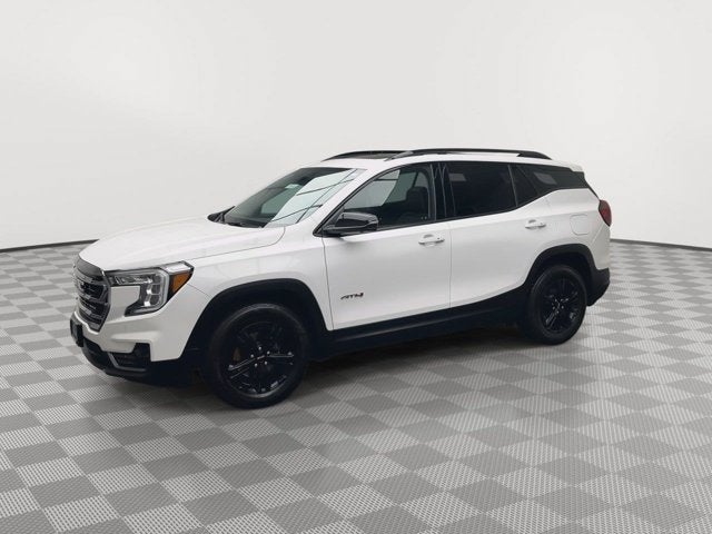 2024 GMC Terrain AT4