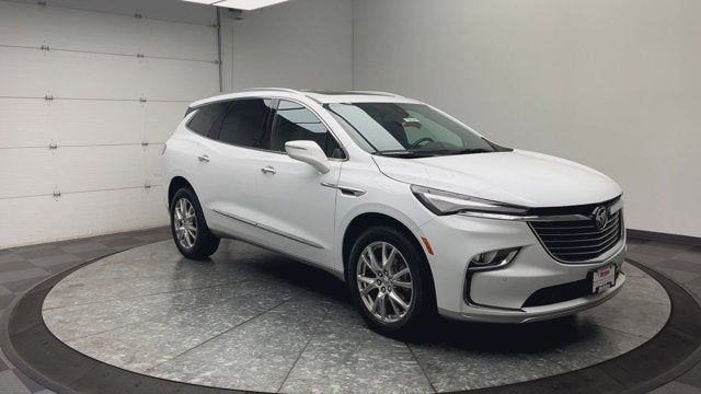 2024 Buick Enclave Essence