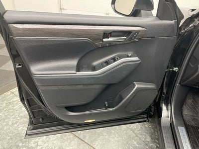 2023 Toyota Highlander Limited