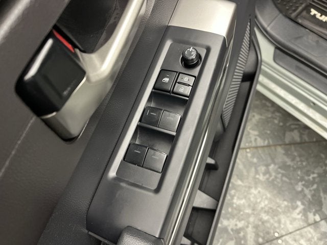 2023 Toyota Tundra 4WD SR5