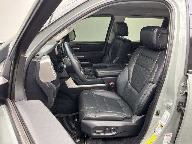 2023 Toyota Tundra 4WD SR5