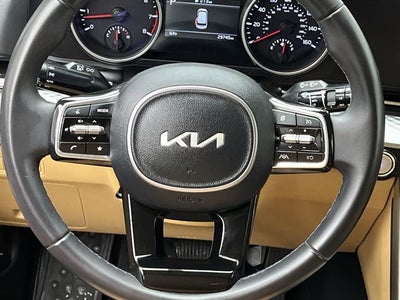 2024 Kia Carnival LX