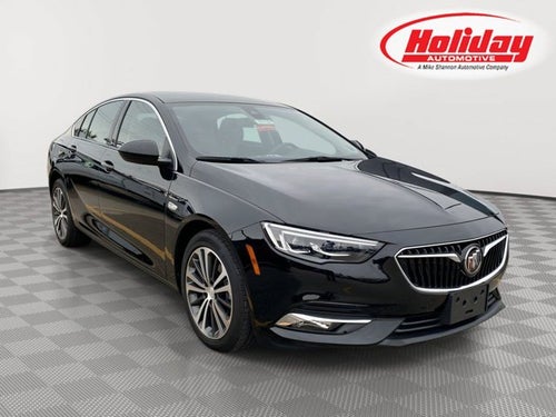 2020 Buick Regal Sportback Essence