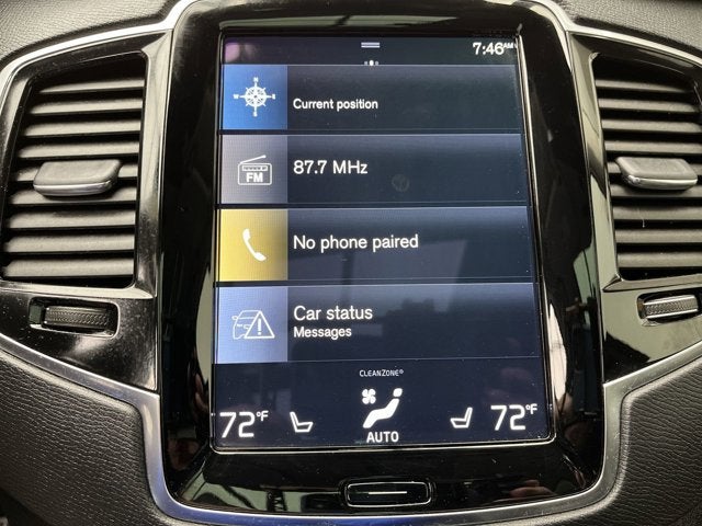 2022 Volvo XC90 Momentum