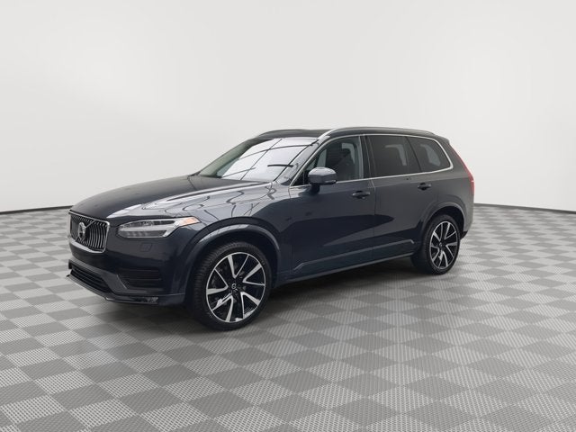 2022 Volvo XC90 Momentum