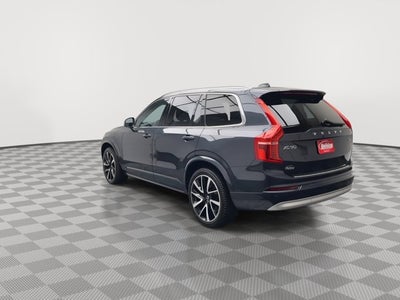 2022 Volvo XC90 Momentum