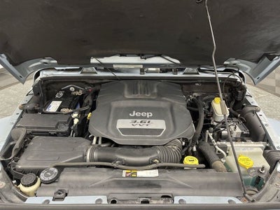 2012 Jeep Wrangler Unlimited Arctic