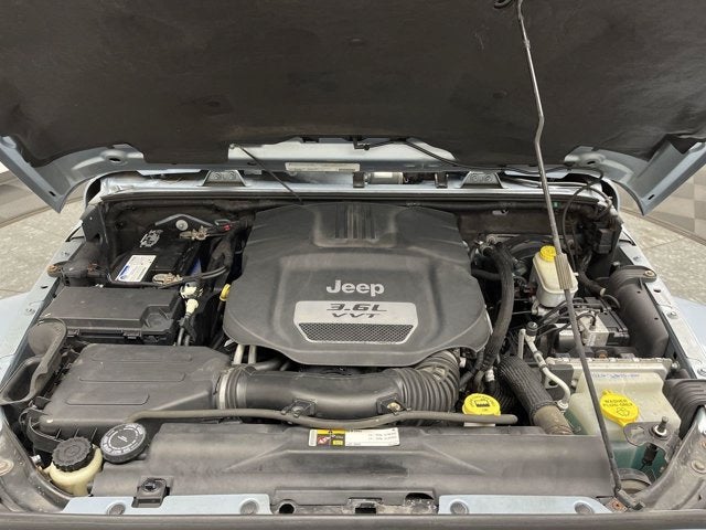 2012 Jeep Wrangler Unlimited Arctic