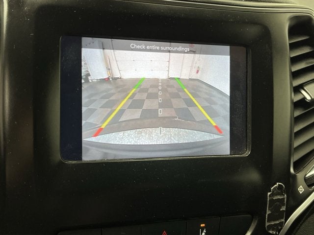 2021 Jeep Cherokee Altitude