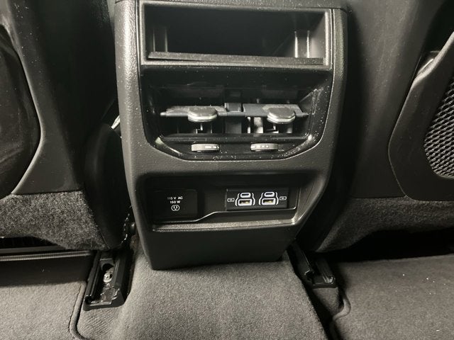 2022 Jeep Grand Cherokee Altitude