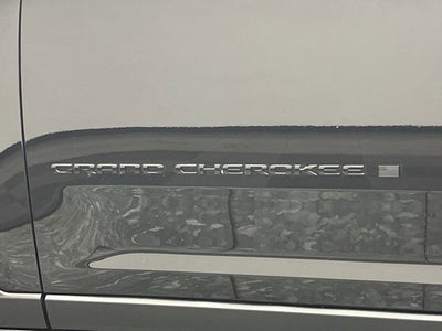 2022 Jeep Grand Cherokee Altitude