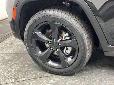 2022 Jeep Grand Cherokee Altitude