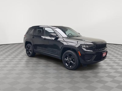 2022 Jeep Grand Cherokee Altitude