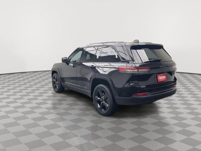 2022 Jeep Grand Cherokee Altitude