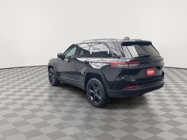 2022 Jeep Grand Cherokee Altitude