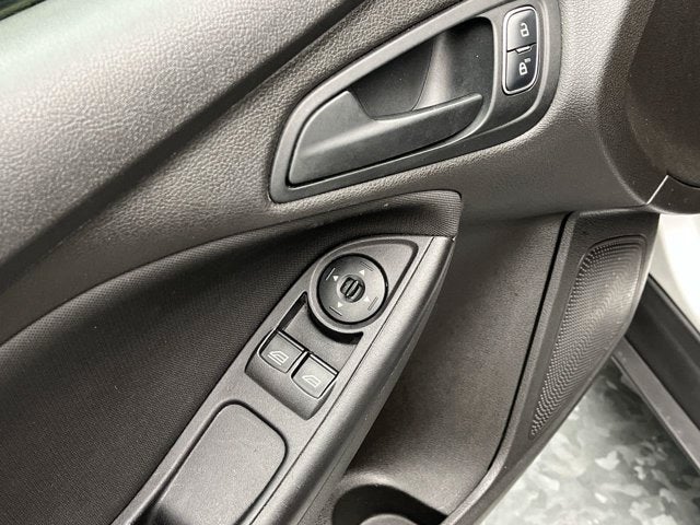 2016 Ford Focus S