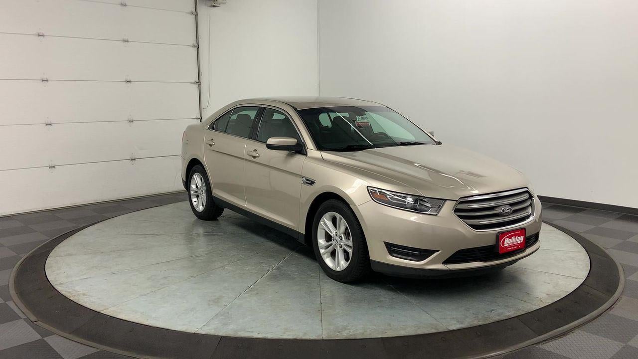 Used 2017 Ford Taurus SEL with VIN 1FAHP2E82HG131948 for sale in Fond du Lac, WI