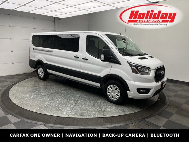 2023 Ford Transit Passenger Wagon XLT