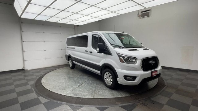 2023 Ford Transit Passenger Wagon XLT