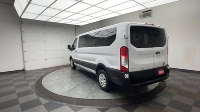 2023 Ford Transit Passenger Wagon XLT