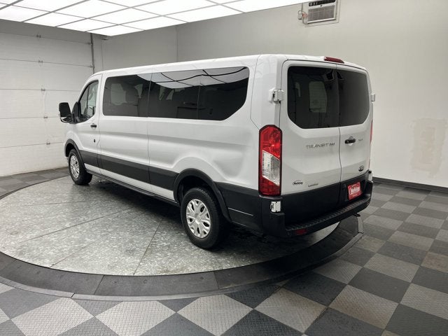 2023 Ford Transit Passenger Wagon XLT