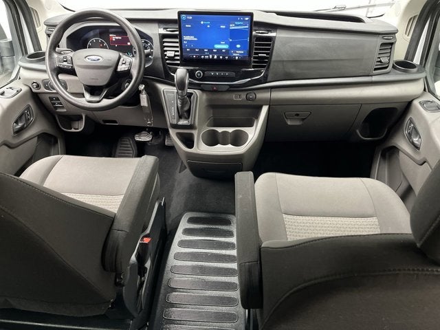 2023 Ford Transit Passenger Wagon XLT