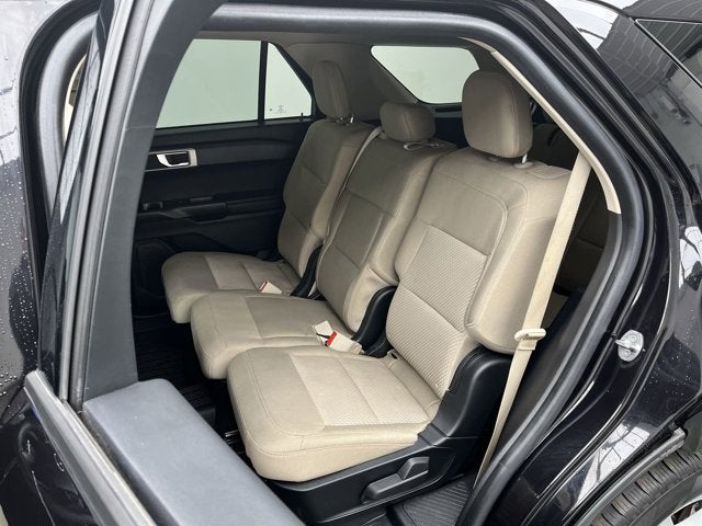 2022 Ford Explorer Base