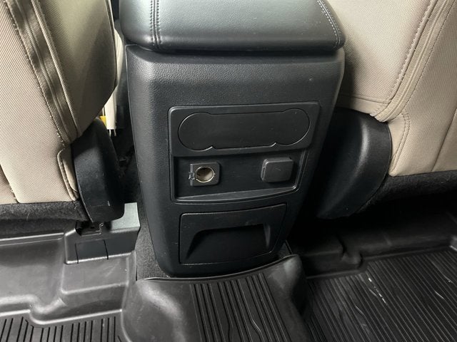 2022 Ford Explorer Base